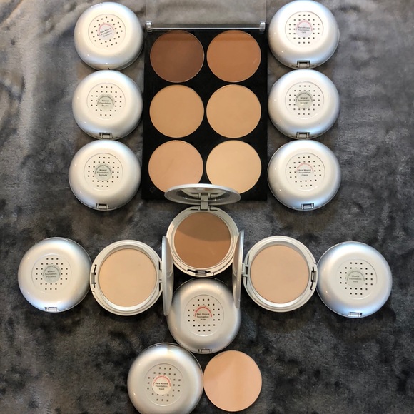 (NOT FOR SALE) Studio Direct Mineral Foundation - Picture 1 of 5
